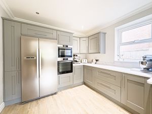 Photo 14- click for photo gallery